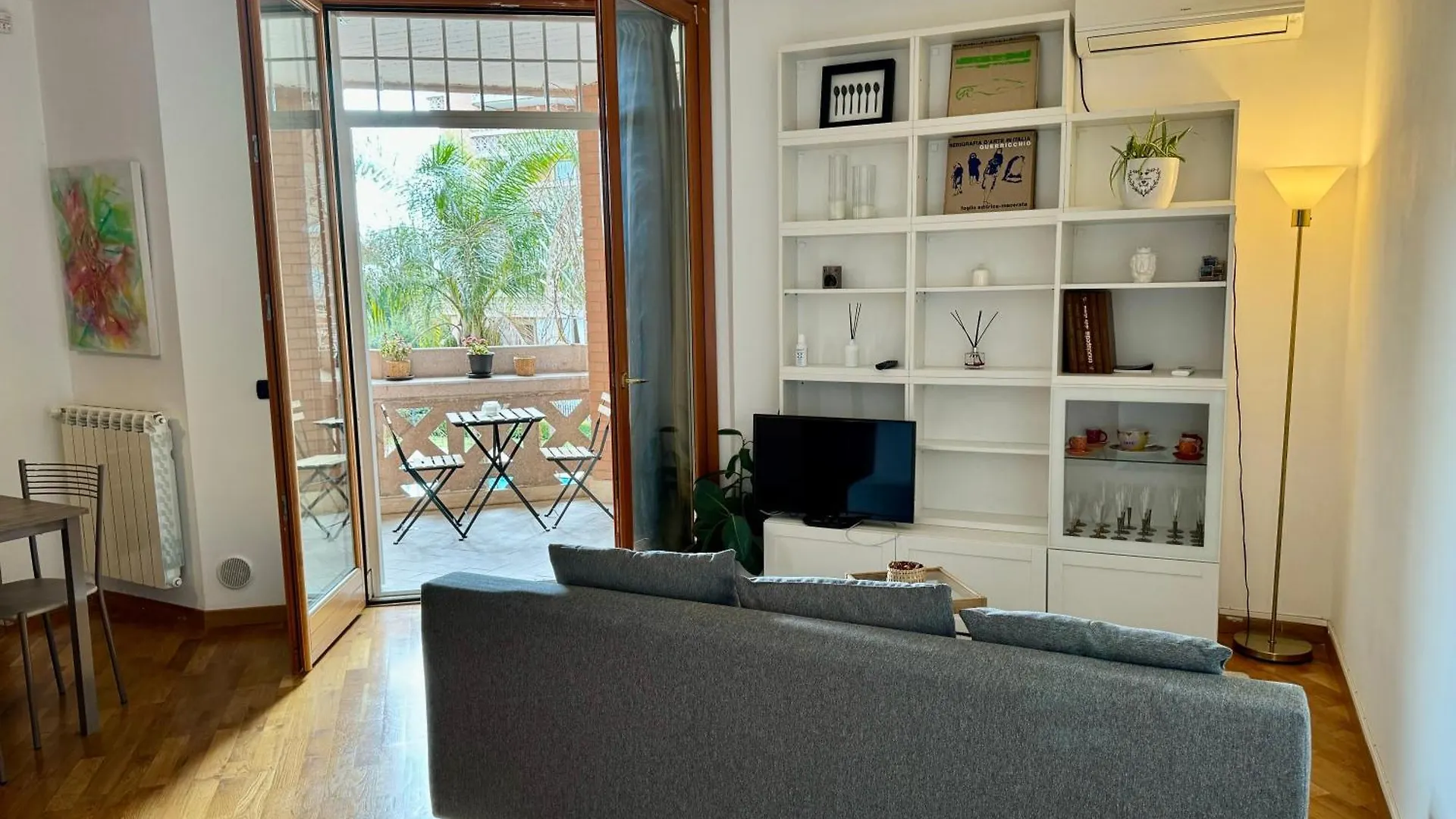 Flaminia Home ローマ イタリア